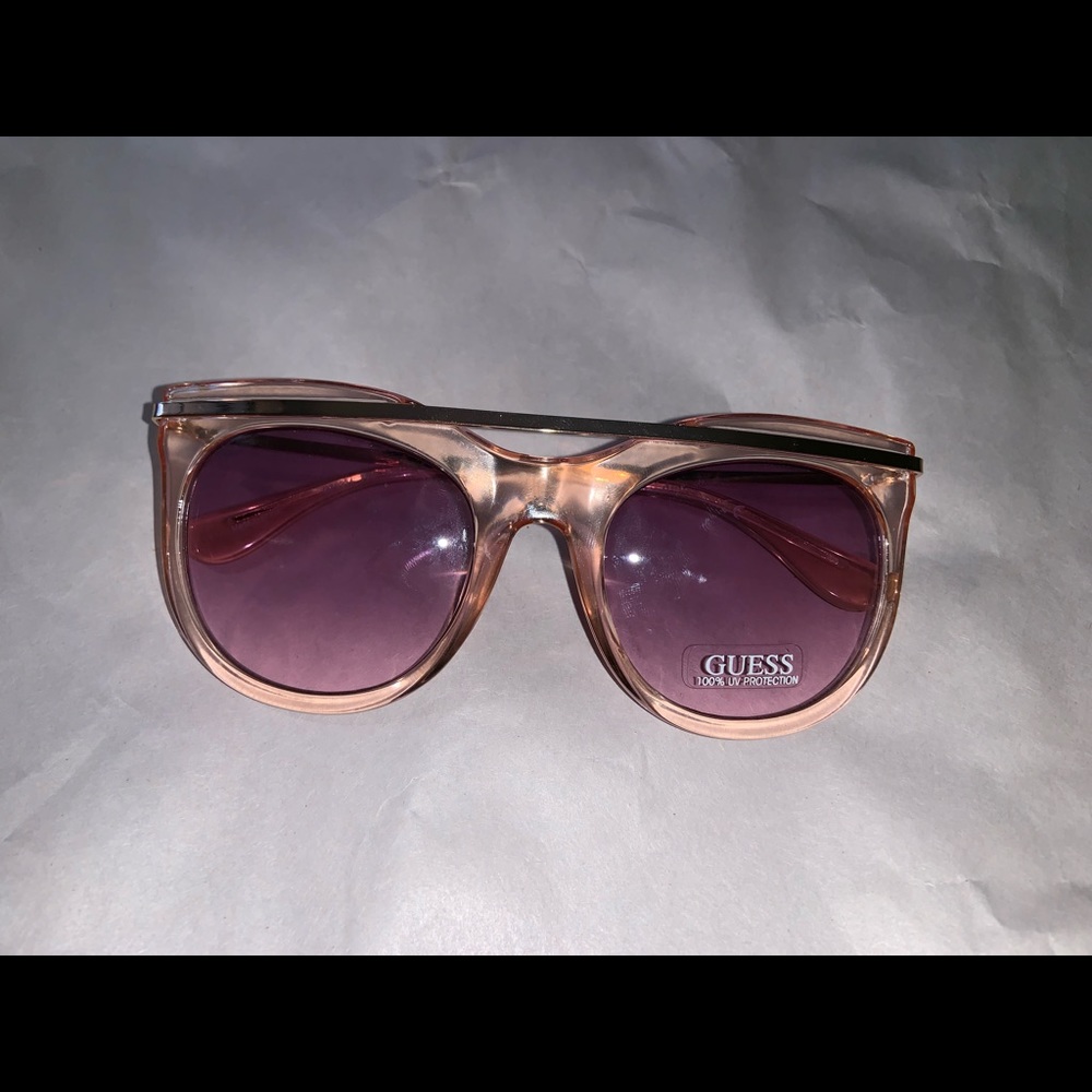 GUESS Sunglasses - (Brand New)